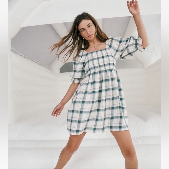 Madewell Lucie Elbow-Sleeve Smocked Mini
Dress in Lebaum Plaid XXL - Picture 1 of 8